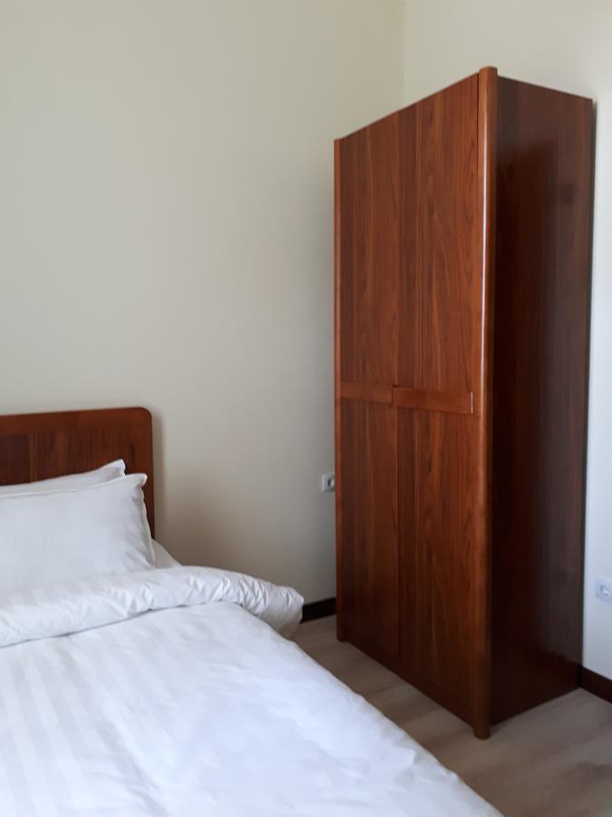Kok-Art Hotel Jalal-Abad Eksteriør bilde