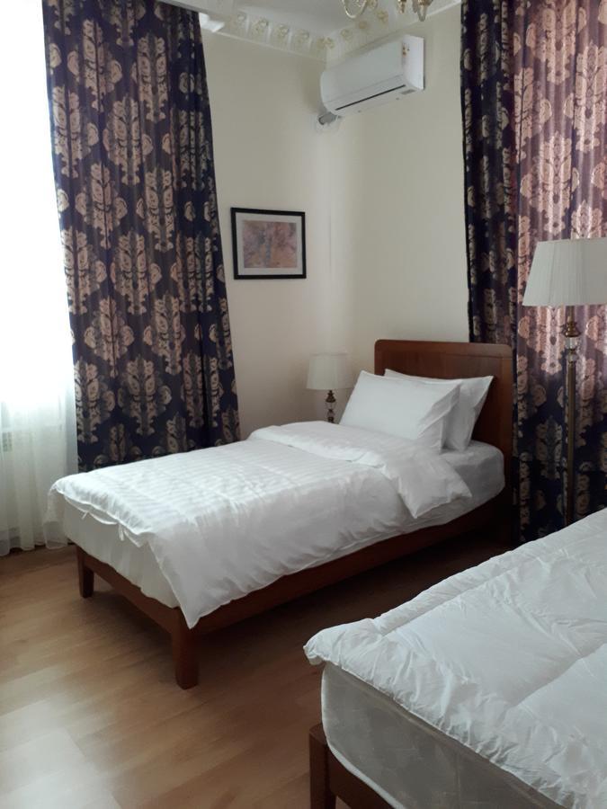 Kok-Art Hotel Jalal-Abad Eksteriør bilde