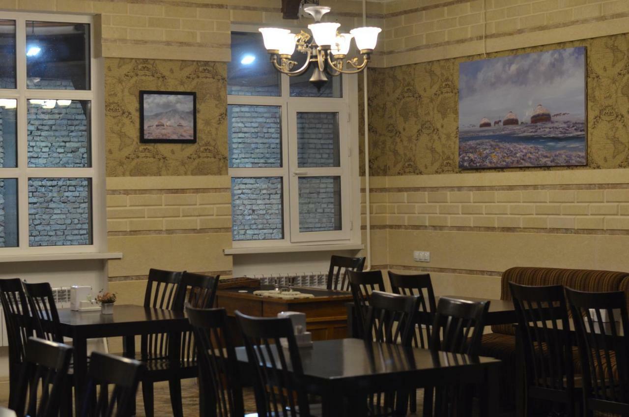 Kok-Art Hotel Jalal-Abad Eksteriør bilde