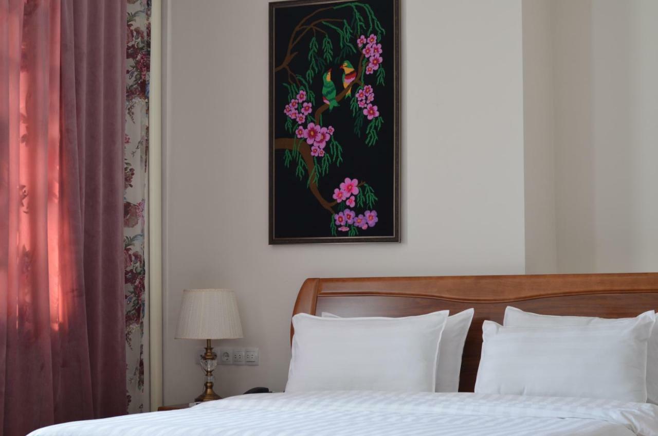 Kok-Art Hotel Jalal-Abad Eksteriør bilde